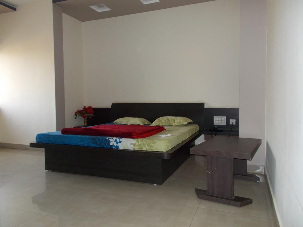 Hotel Rudraksh Virani Exterior foto